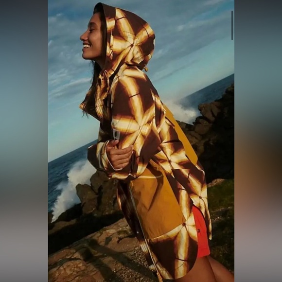 FREE PEOPLE Singin’ In The Rain Jacket - Picture 3 of 15